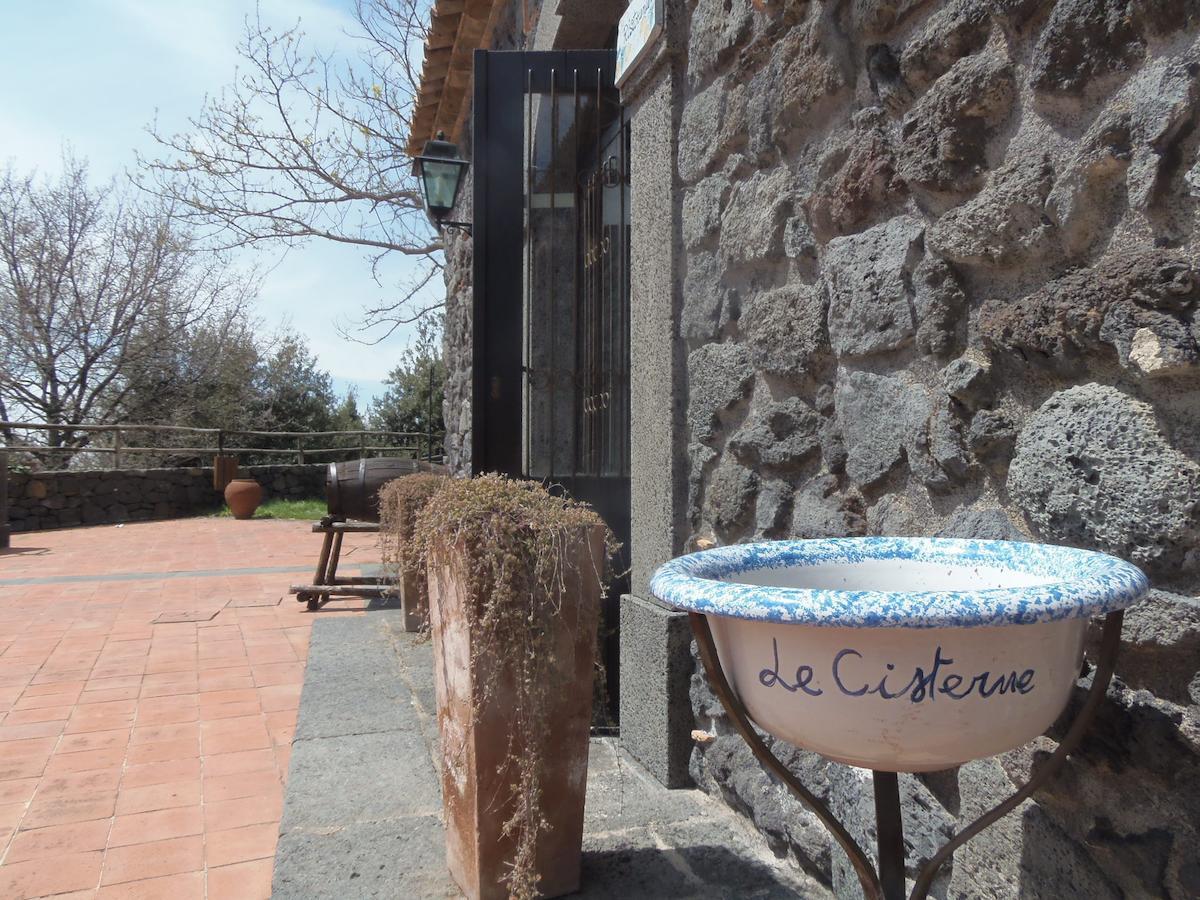 Le Cisterne Dell'Etna Hotel Calcerana-Marina Exterior foto